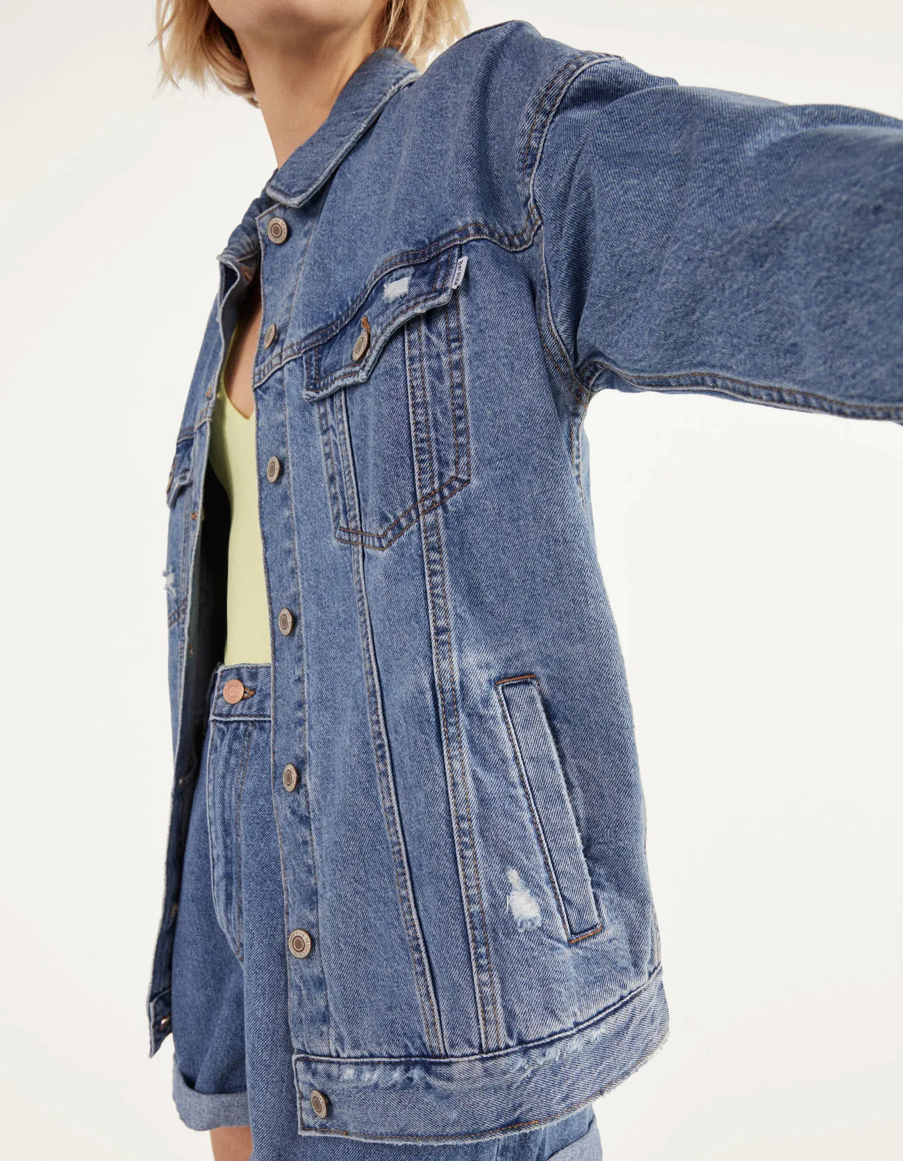 Oversize-Jeansjacke – Dunkelblau – Bild 3 von 4