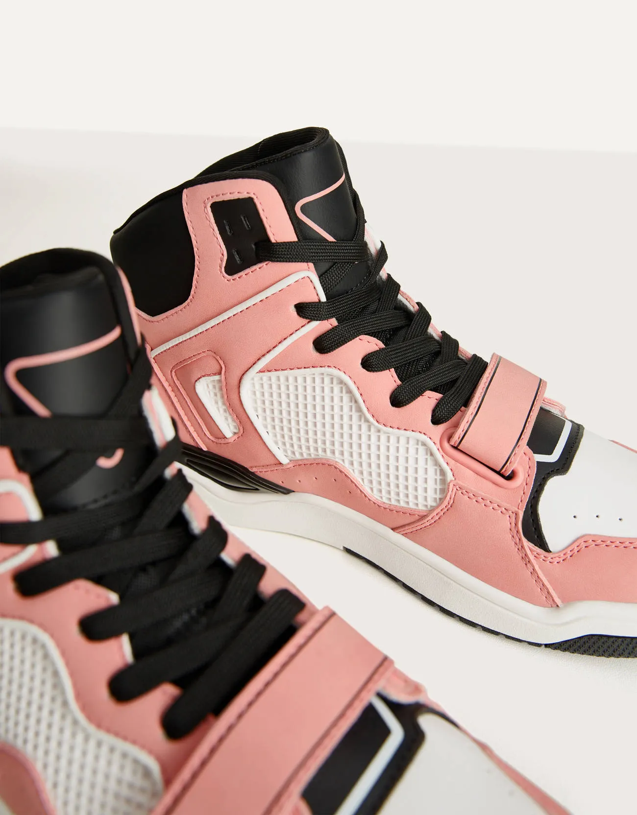 Hochgeschnittene, kombinierte Sneaker – Rosa – Bild 2 von 5