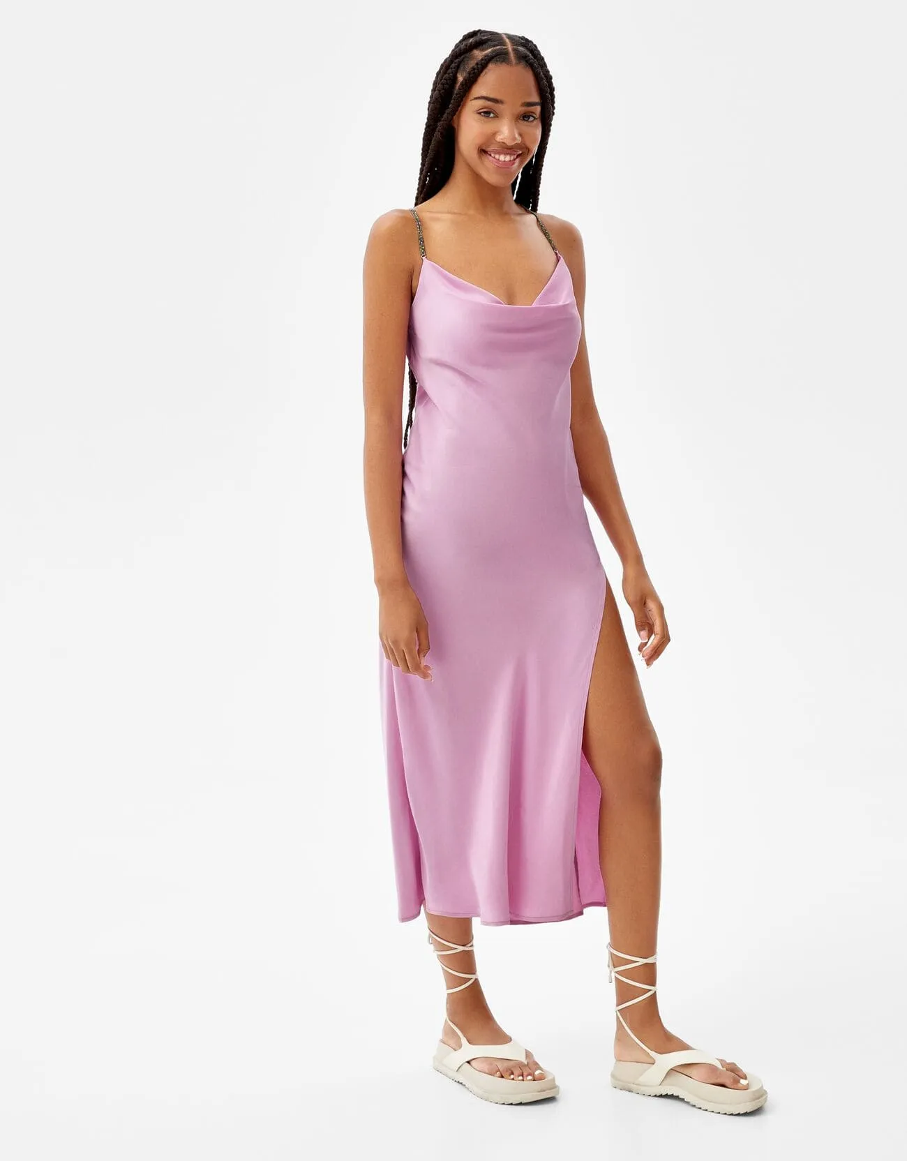 Satiniertes Midikleid mit Trägern und Strass – Violett – Bild 2 von 7