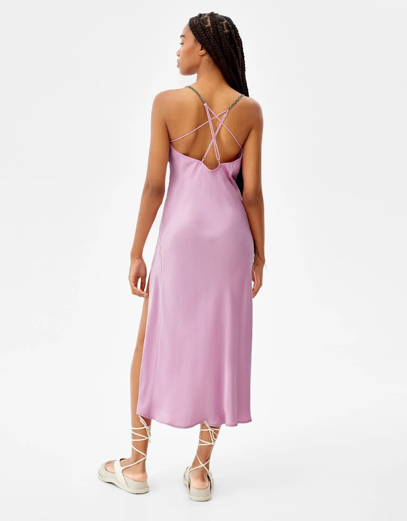 Satiniertes Midikleid mit Trägern und Strass – Violett – Bild 3 von 7