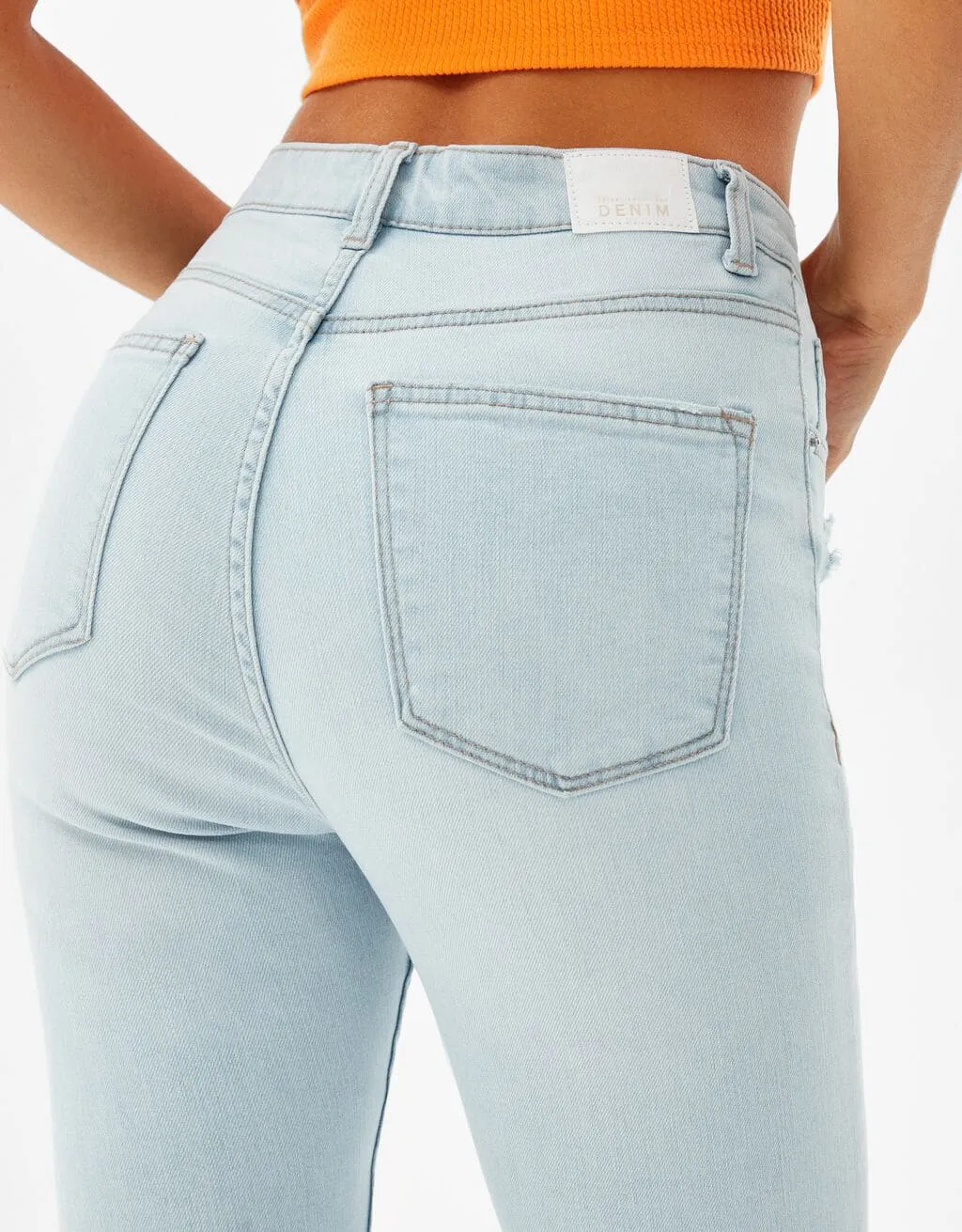 Super High Waist Jeans – Hellblau – Image 4 of 5