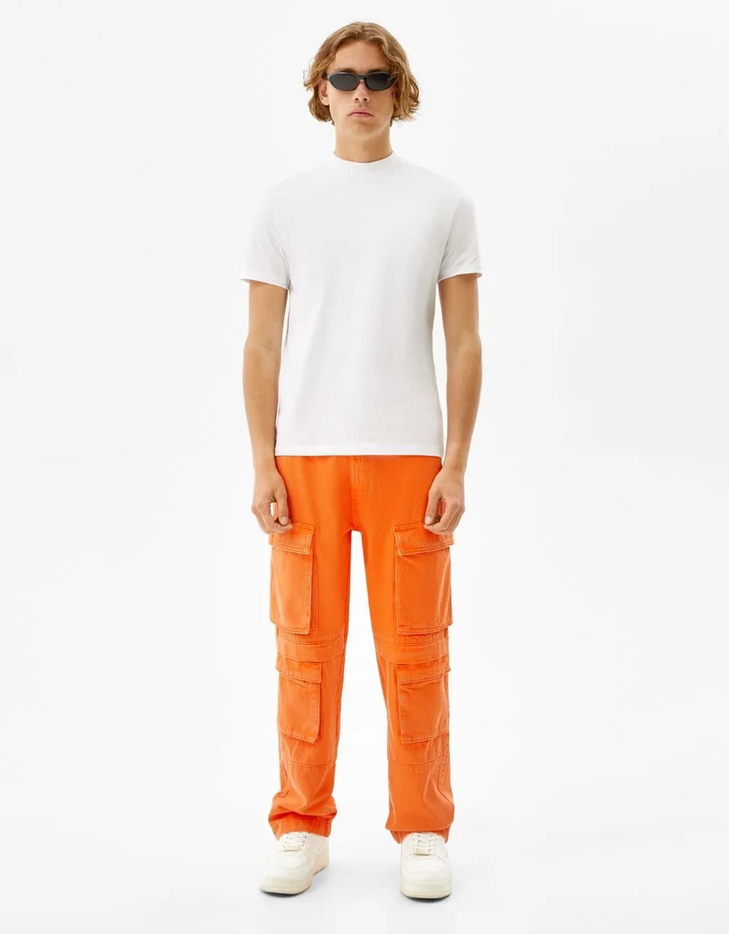 T-Shirt im Slim-Fit mit geripptem Stehkragen – Weiß – Bild 4 von 6