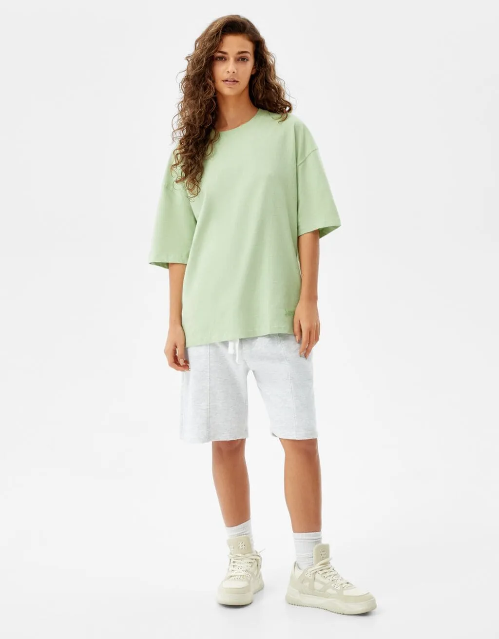 T-Shirt im Extra Loose Fit – Grün – Bild 4 von 5