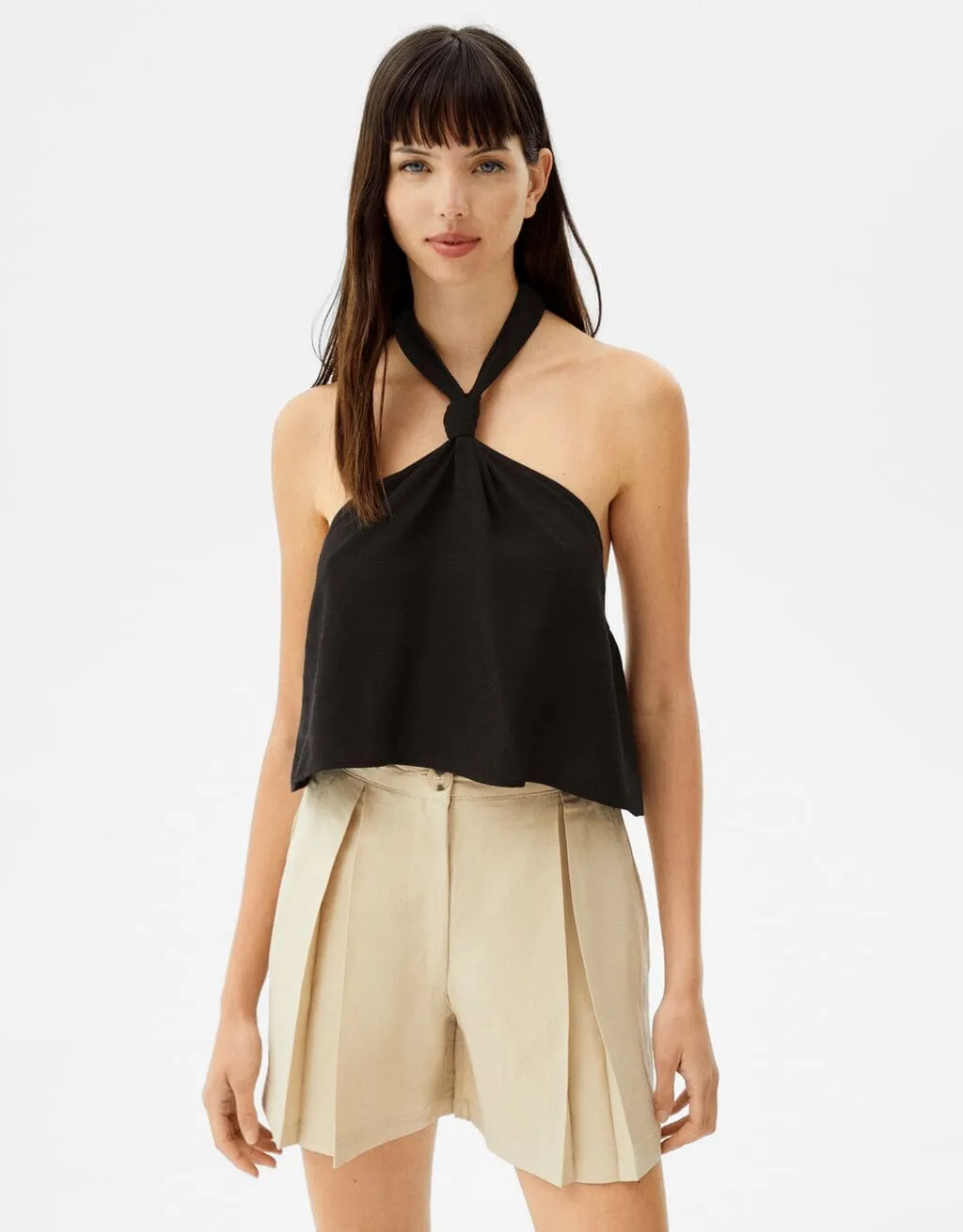 Cropped-Leinentop mit Neckholder – Schwarz – Bild 2 von 6