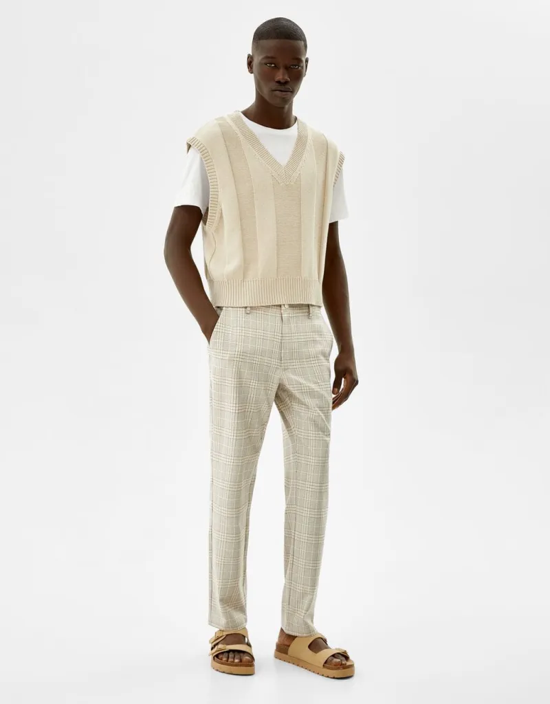 Eng geschnittene Slim-Fit-Hose mit seitlichem Gummizug – Camel